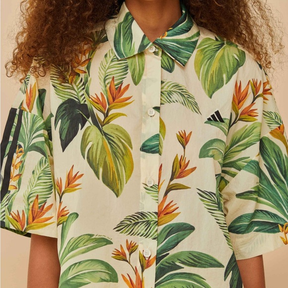 Farm Rio x Adidas Tropical Breeze Cream White Shirt Size Small Boho Floral - Picture 2 of 11